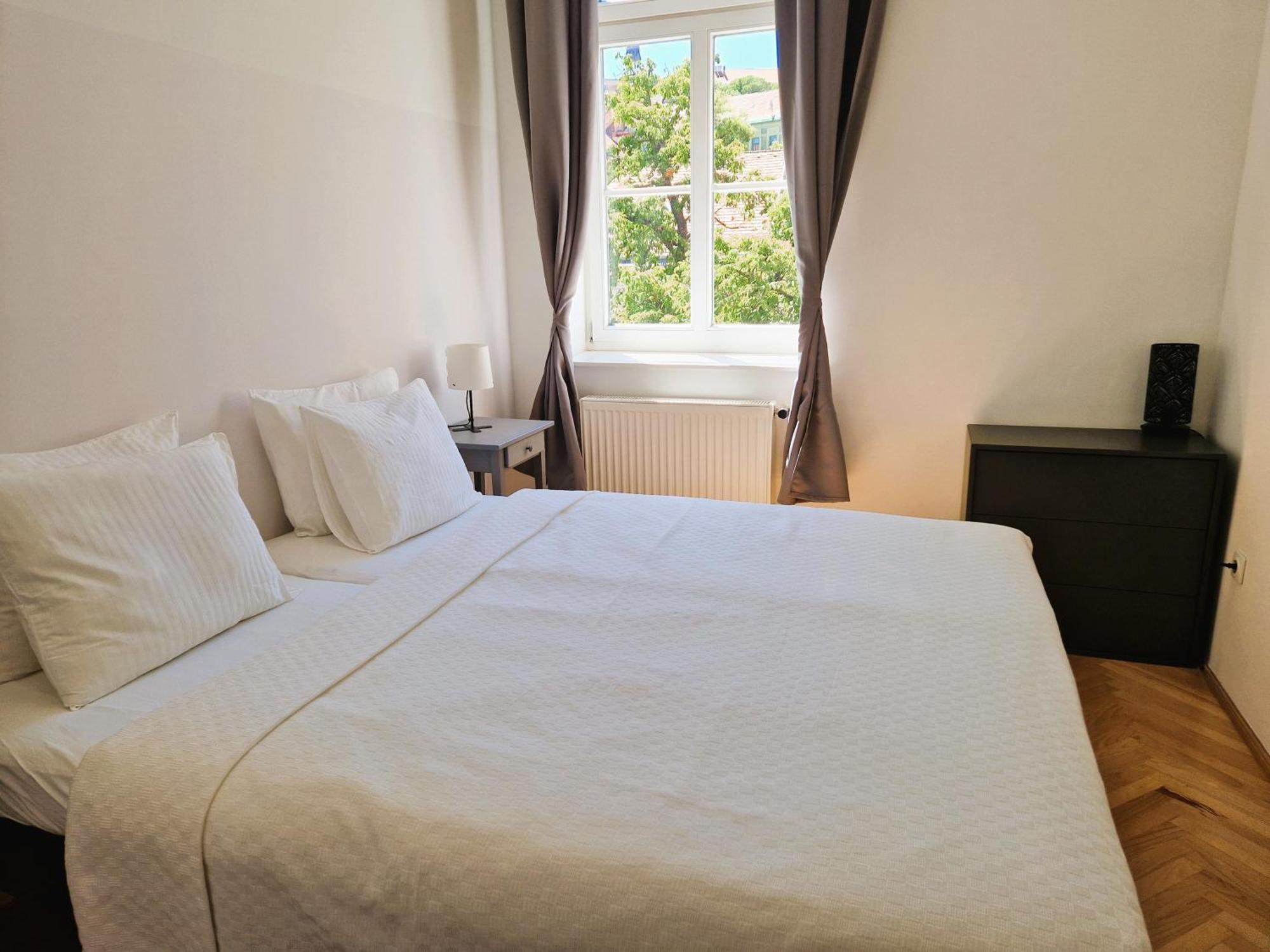 Halasz 2-Bedroom Apartment Near Castle, Free Public Parking Nearby 布达佩斯 外观 照片